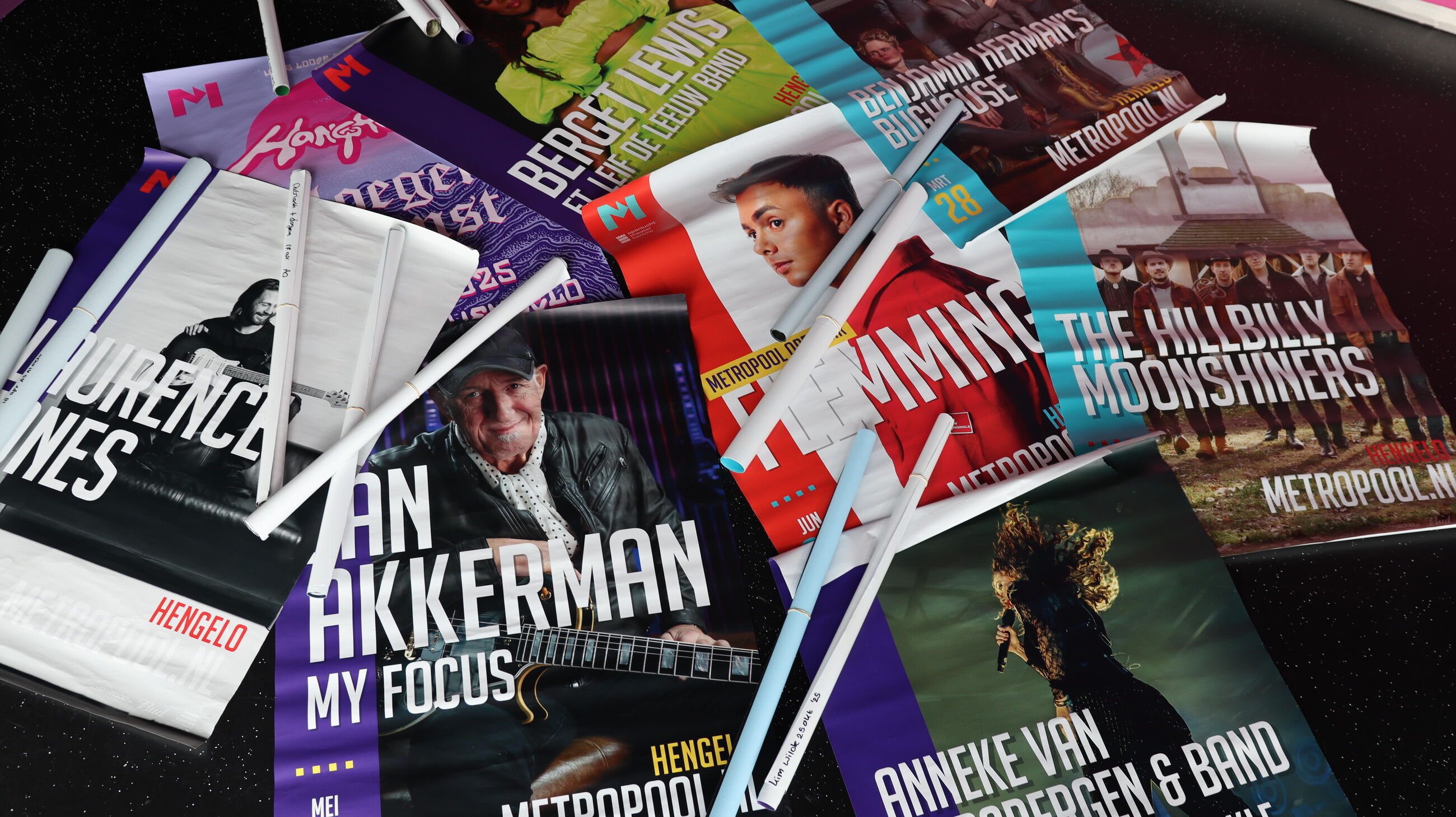 Scoor gratis posters van jouw favoriete shows