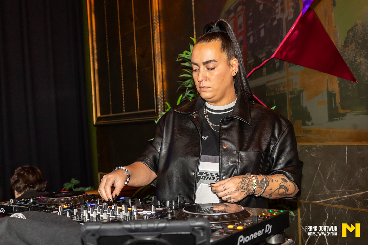 Sederginne-20251123-0012