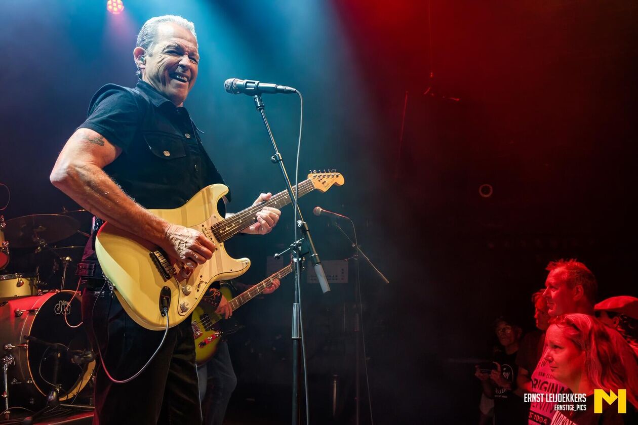 Tommy Castro & The Painkillers