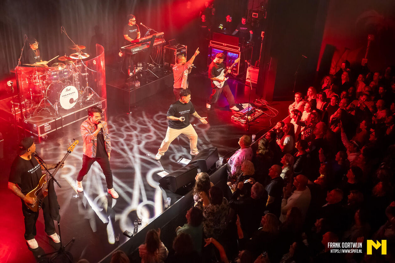 Treasure-20251031-0061