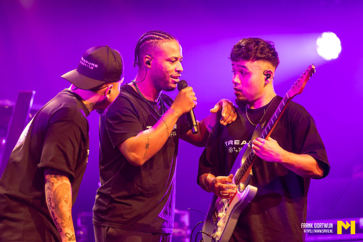 Treasure-20251031-0073