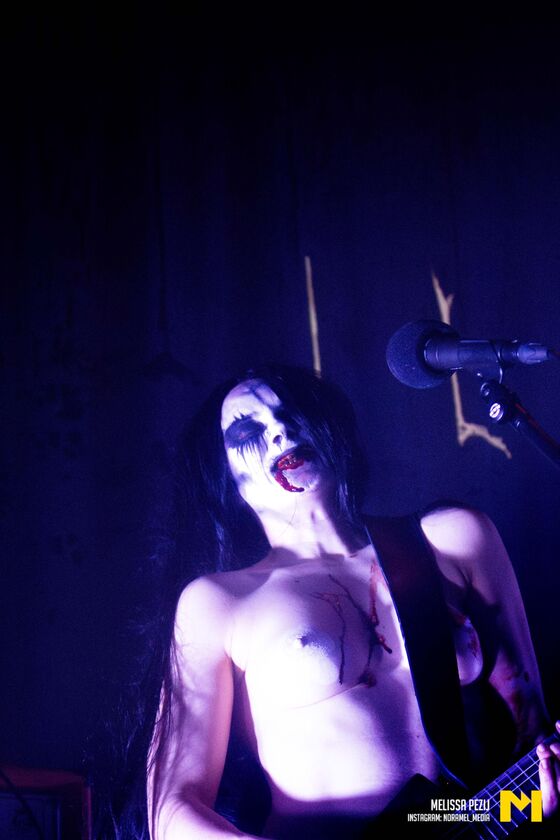 WITCHCLUBSATAN 260925-8