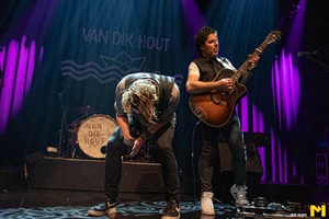 Van Dik Hout - 24/03/2023 